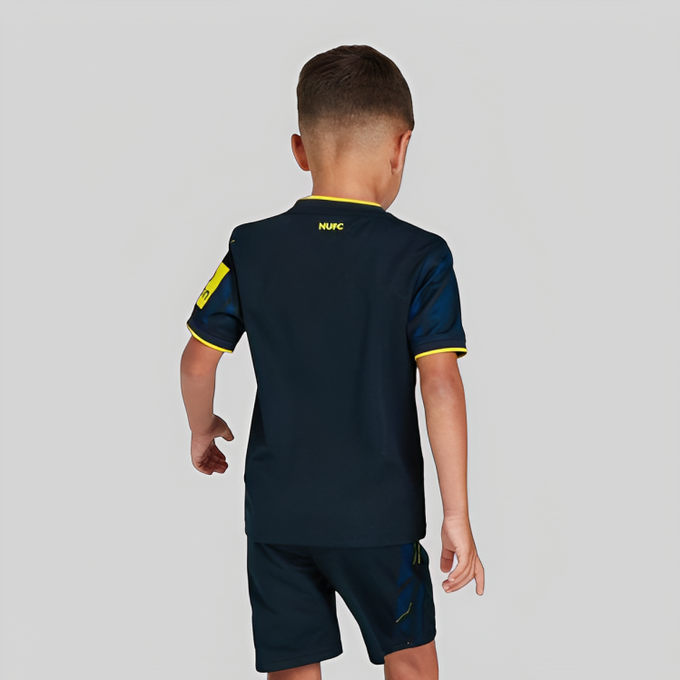 Kit Newcastle United III 2023 – Infantil